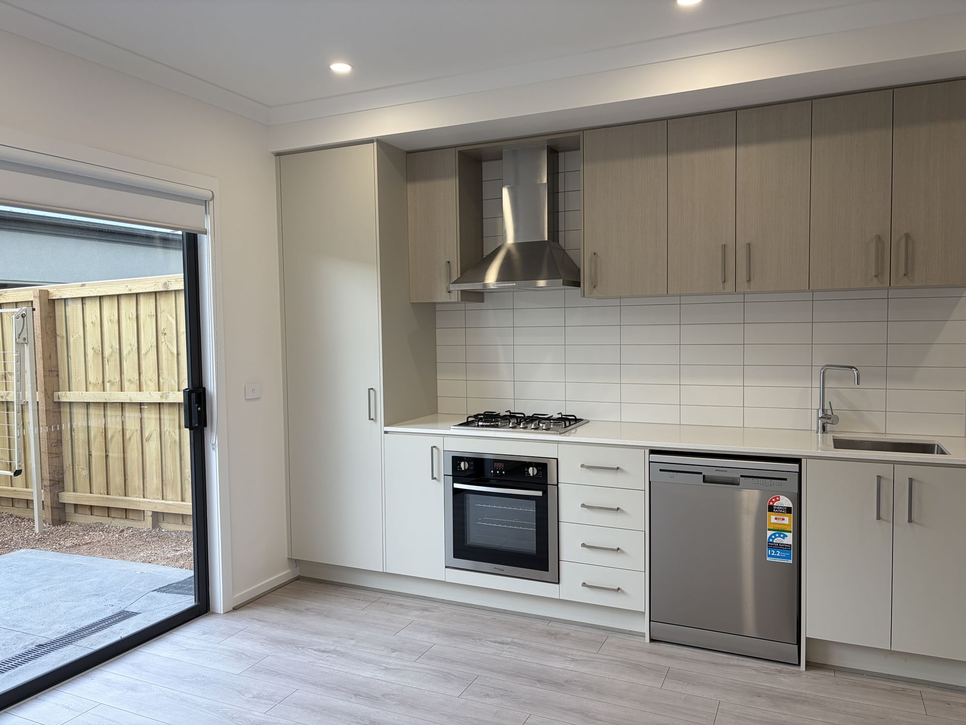 52 Timetable Street, Mambourin
