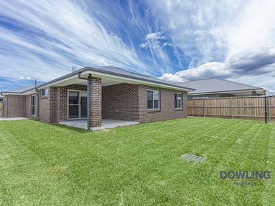 4 Midnight Avenue, Medowie