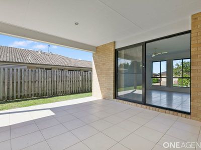 12 Santa Maria Avenue, Urraween
