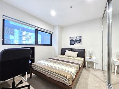 307 / 8 Sutherland Street, Melbourne