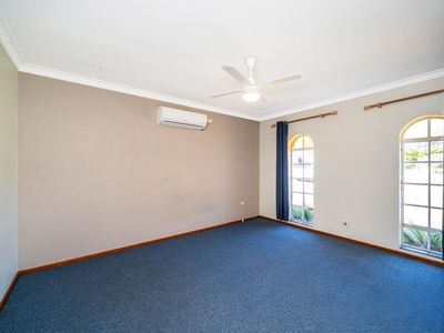 52 David Crescent, Hillarys