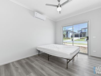 2 Salvia Way, Clyde North