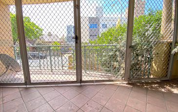 2 / 20 Belmore  Street, Burwood