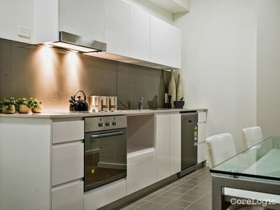 10 / 28 Goodwood Parade, Burswood