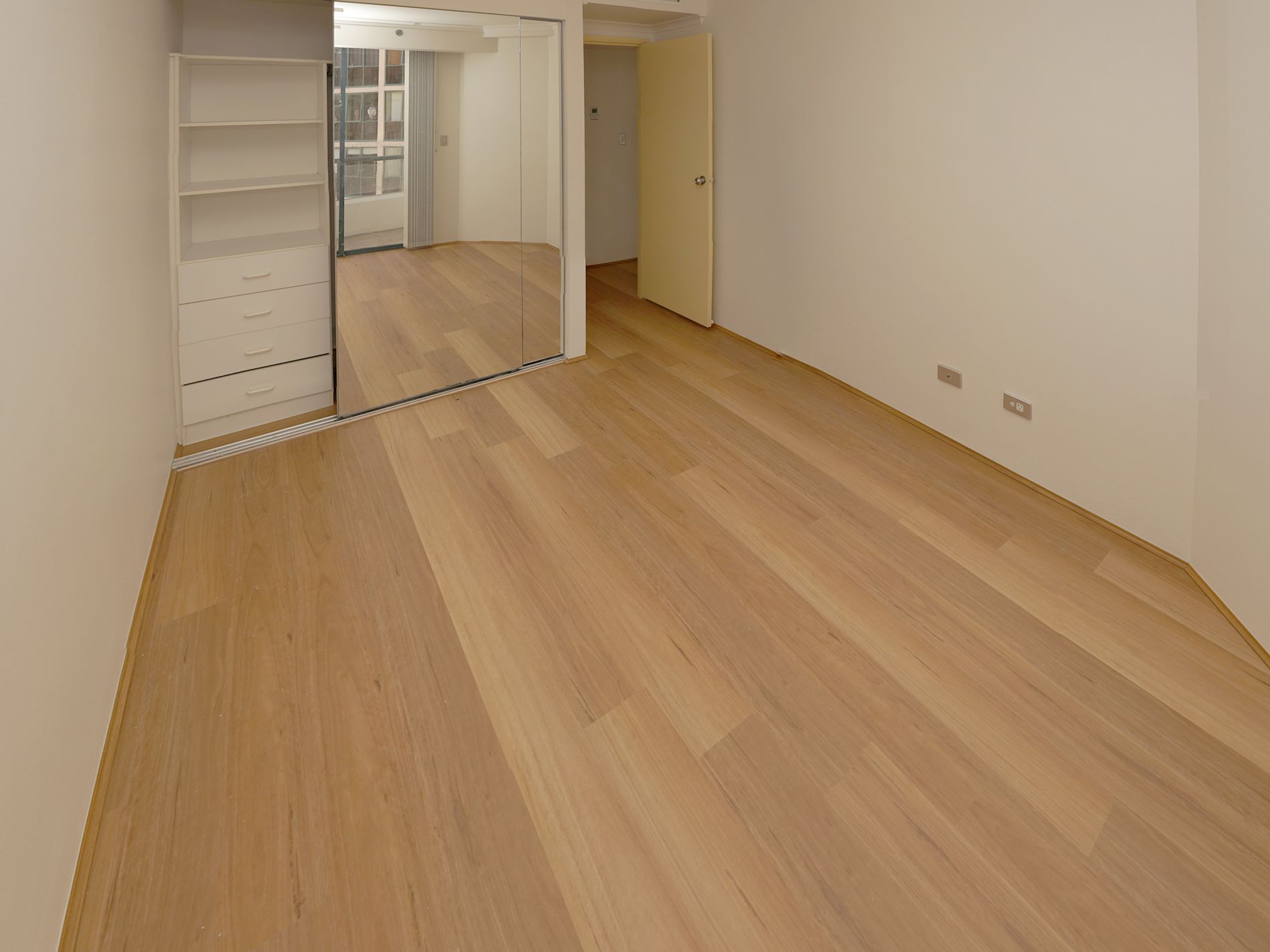 251 / 303 Castlereagh Street, Haymarket