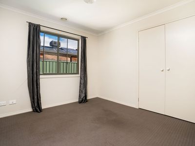 76 VICTORIA CROSS PARADE, Wodonga
