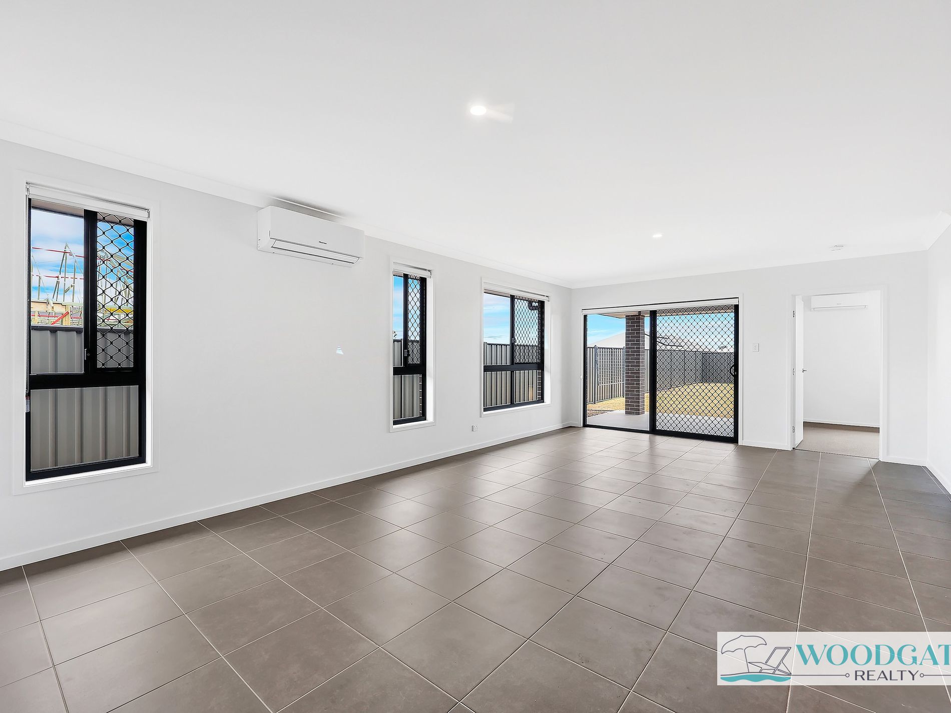 1 / 15 Oystercatcher St, Woodgate