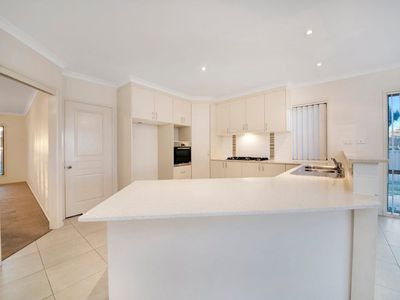 26 McKenna Avenue, Yass