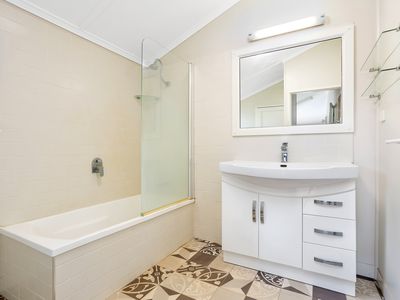 13 Gibson Street, Atherton