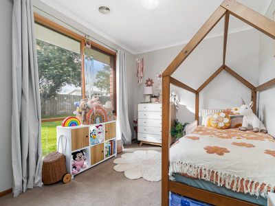 4 Orsett Court, Carrum Downs