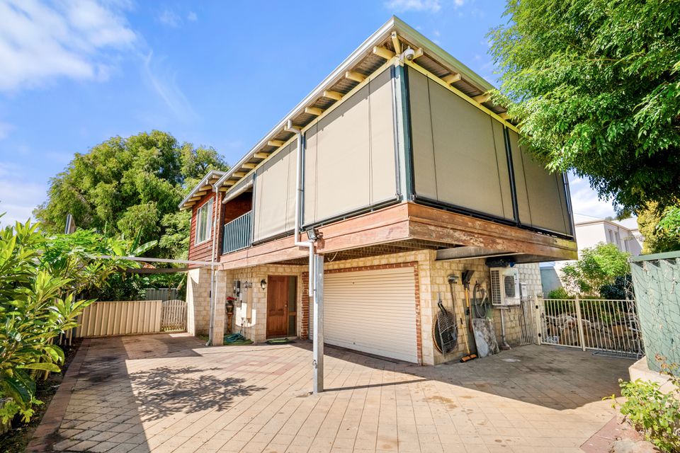 6B HYMUS STREET, Rockingham