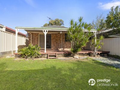6 Tweed Court, Wattle Grove