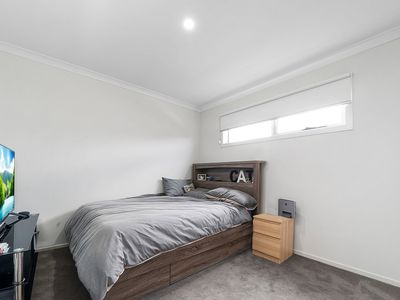 22 Sarette Retreat, Truganina