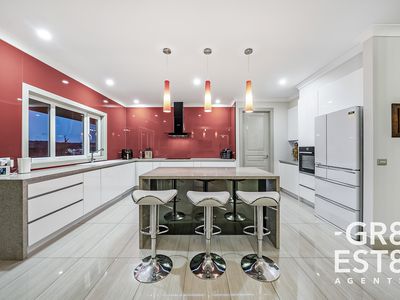 11 Horswood Road, Narre Warren North