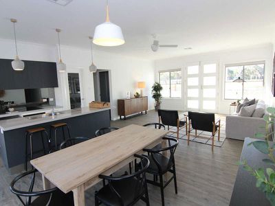 27 Angus Drive, Failford