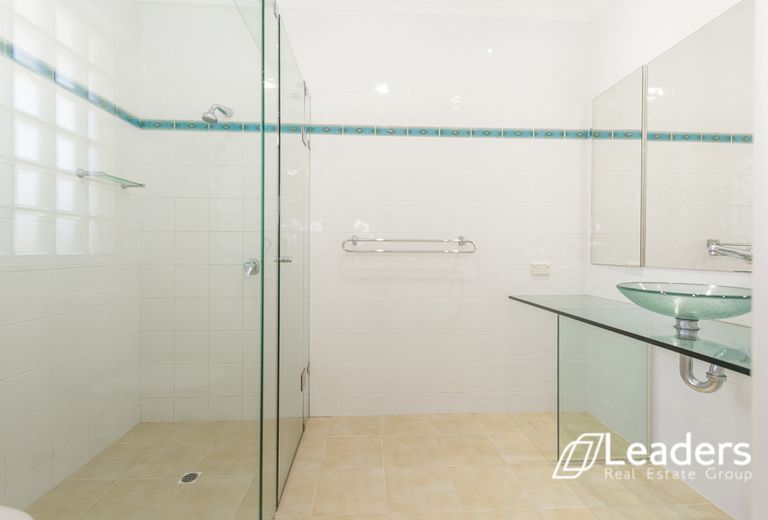 10 BRAZILIA DRIVE, Glen Waverley