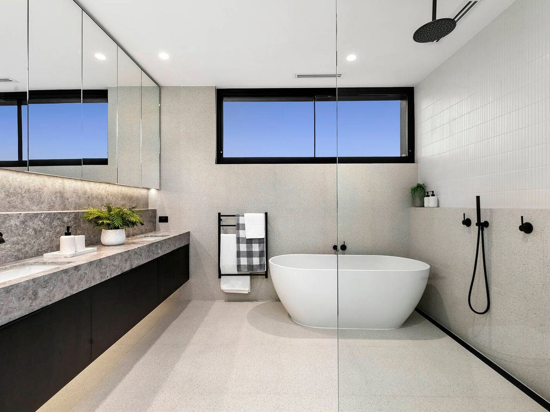 1 / 7 Tobruk Cres, Williamstown