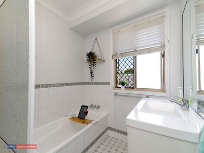 22 Forgan-Smith Street, Collingwood Park