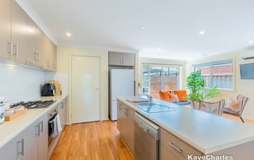 9 Heathcote Grove, Officer