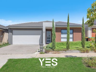 12 Bourbon Road, Cranbourne East