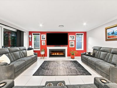 12 Highland Crescent, Thirlmere