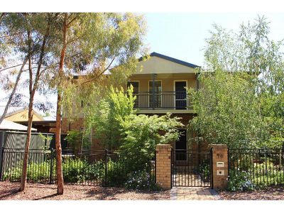 10 Wisteria Court, Flora Hill