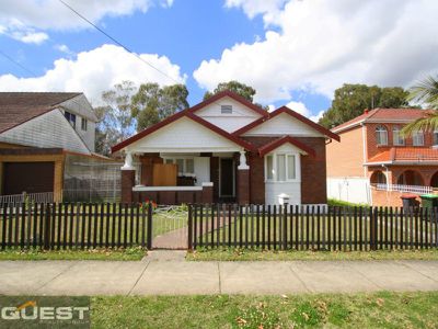 31 Cairds Avenue, Bankstown