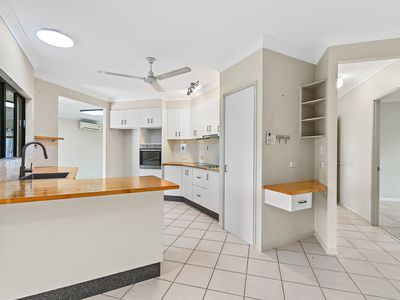 19 NODOSA CLOSE, Mount Sheridan