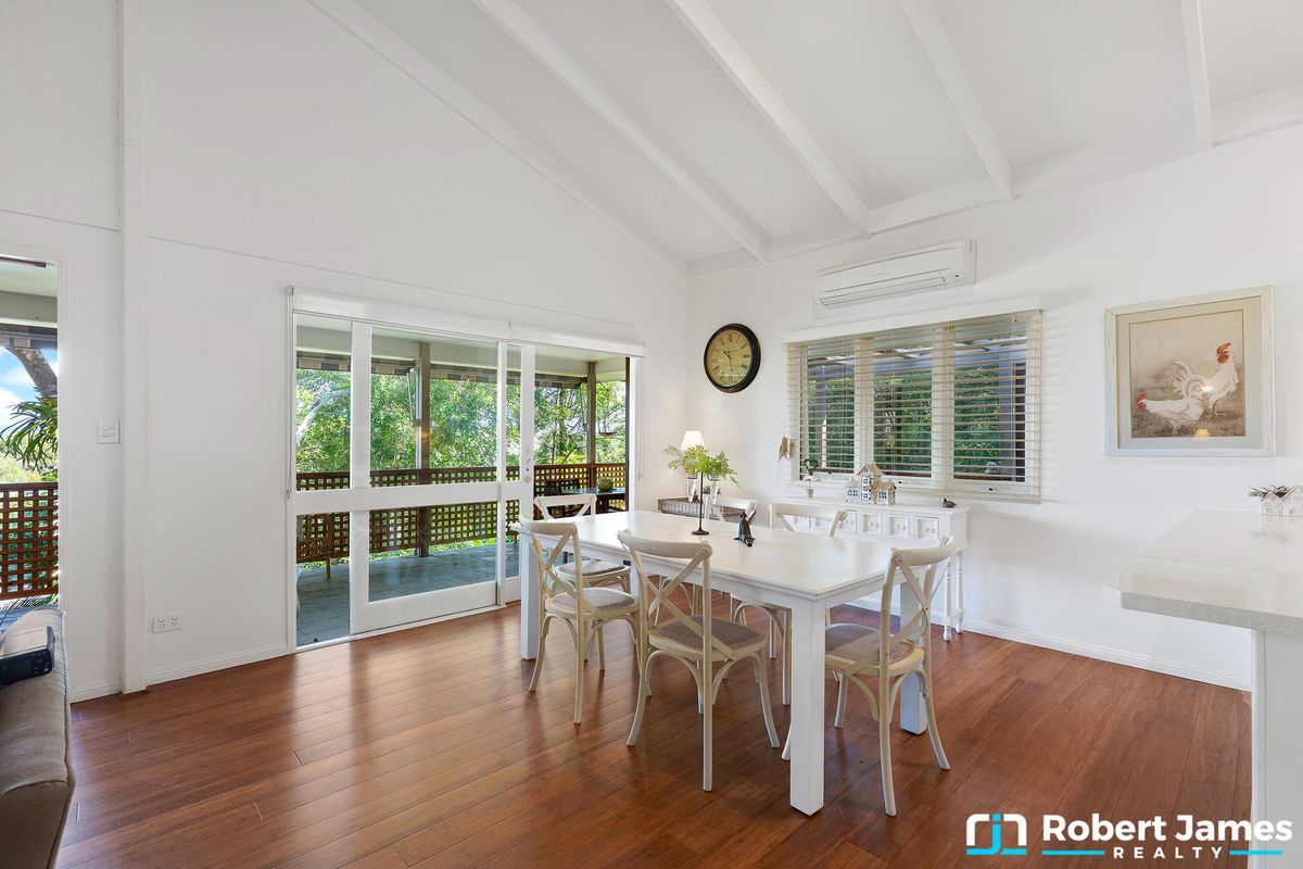 15 Moonare Crescent, Noosa Heads