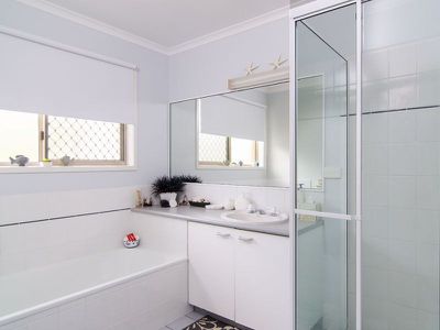 7 Fontaine Court, Tewantin
