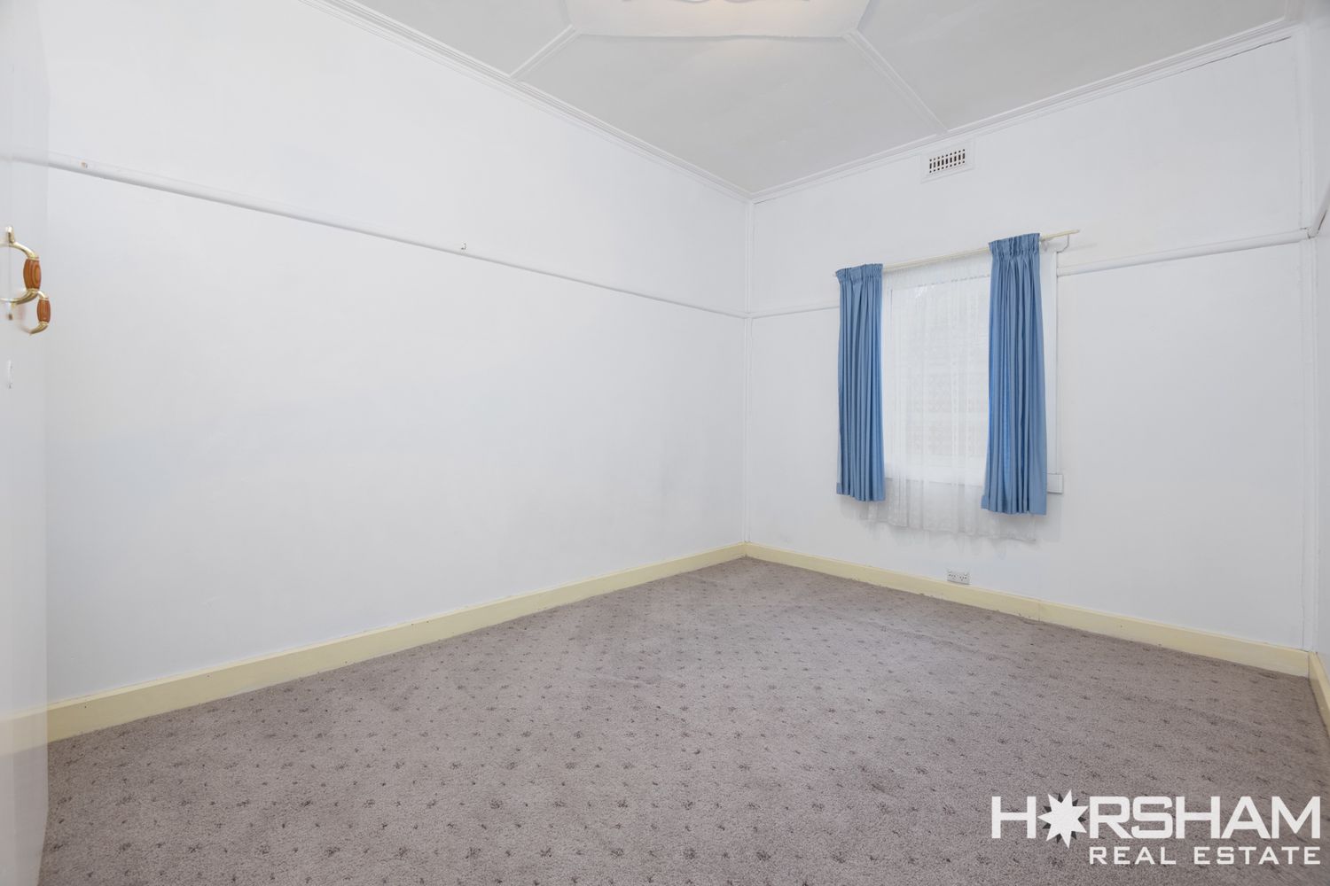 19 Bradshaw Street, Horsham