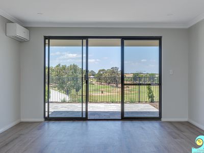 3 / 6 Merion Court, Yanchep