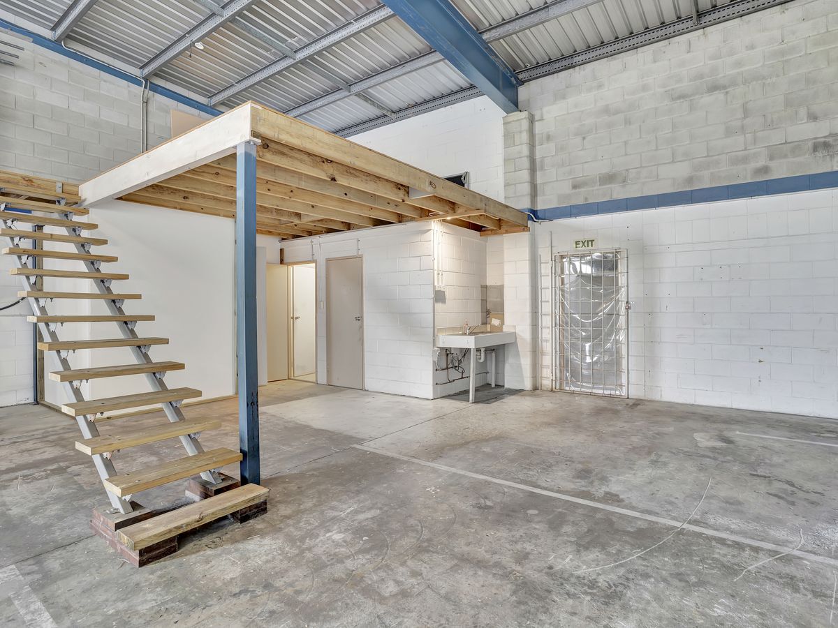 10 Keller Crescent, Carrara