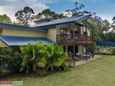 27 Lakeside Drive, Cooroibah