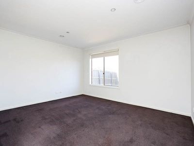 7 Fatham Drive, Wyndham Vale