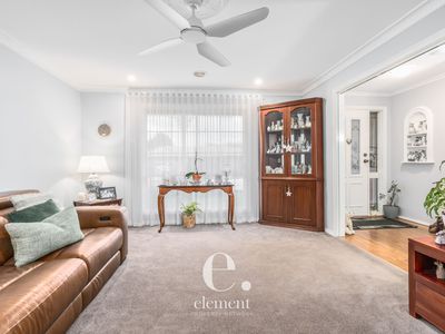 10 Skylark Court, Lara