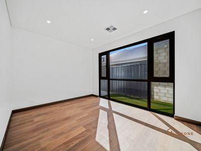 40 Maxillaria Vista, Treeby