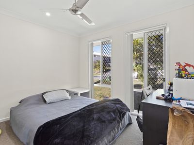 9 Nightshade Crescent, Pimpama