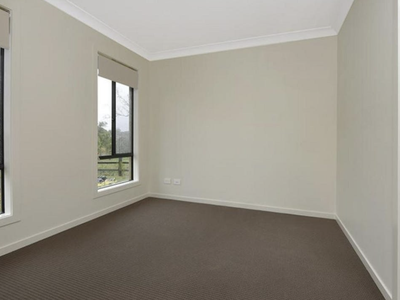 1 / 13 Glenwoods Dr, Glenvale