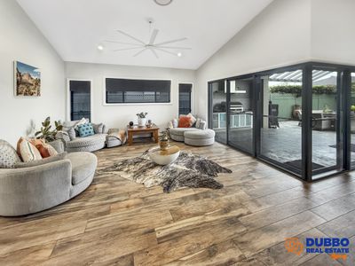 30 Alexandrina Avenue, Dubbo