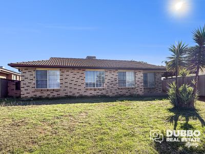 24 John Glen Place, Dubbo