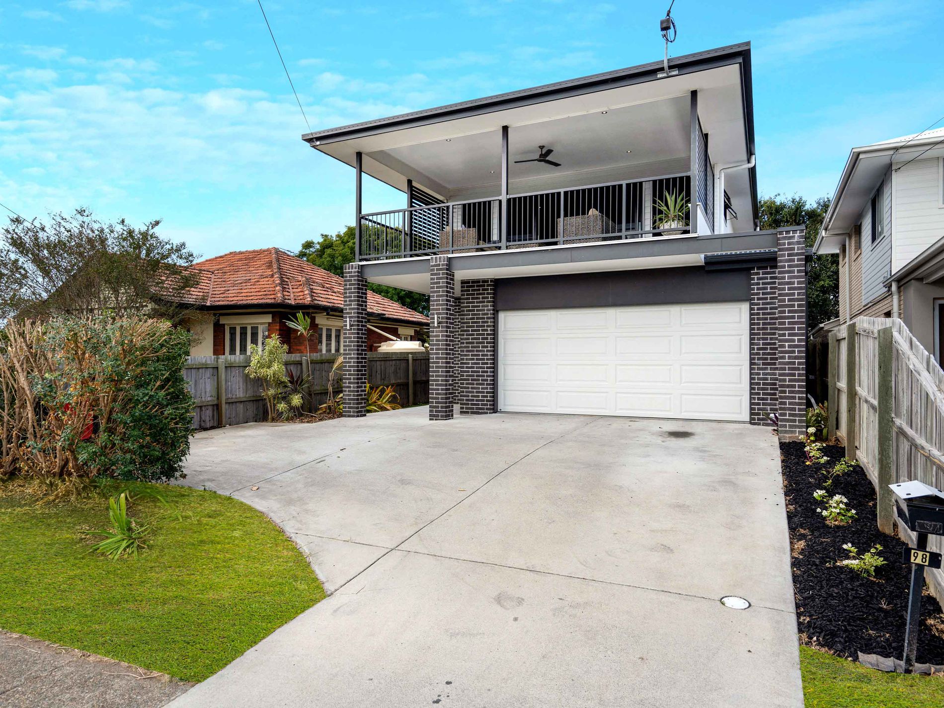 98 Manly Road, Manly West