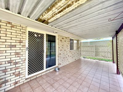 9 Vicki Parade, Torquay