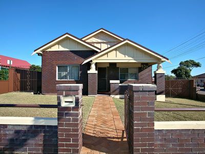 38 Dalmeny Avenue, Rosebery