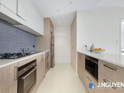 1302 / 420 Macquarie Street, Liverpool