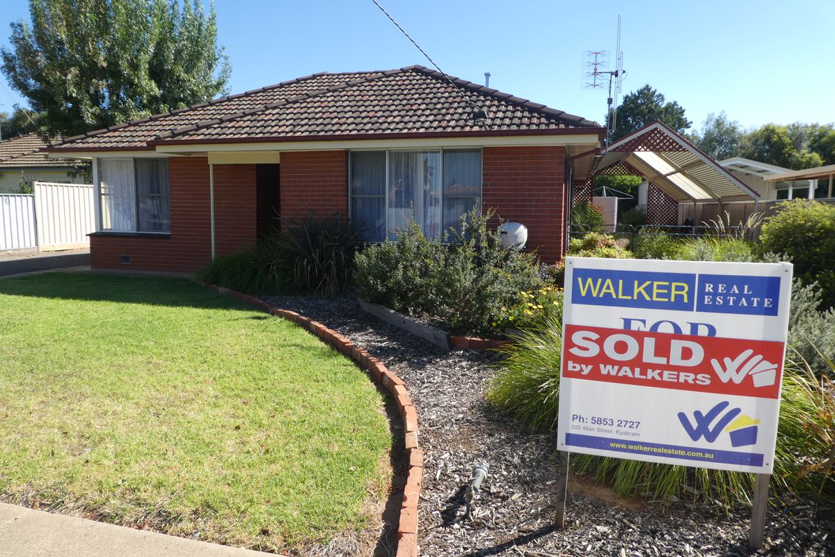 30 Saunders Street, Kyabram