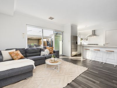 13 Egrove Lane, Piara Waters