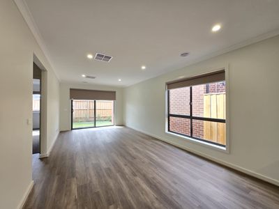 13 Mangosteen Drive, Truganina