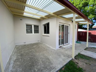 19 Edgbaston Road , Beverly Hills