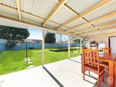 16 Loongana Crescent, Blue Haven